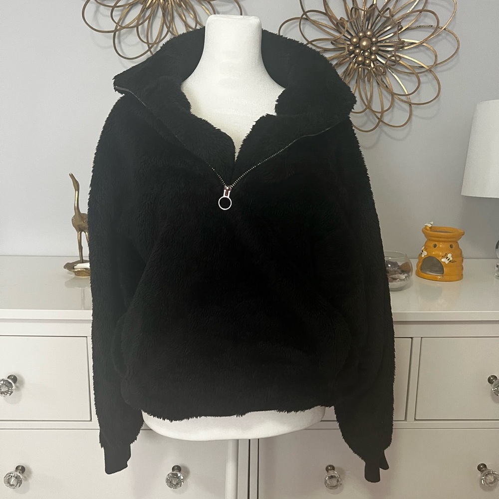 Express- Teddy Sweater -XS